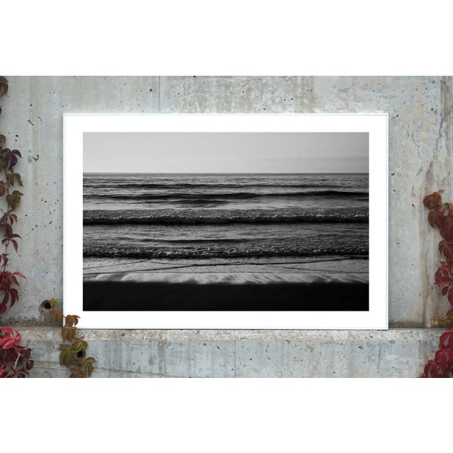 This is an exclusive limited edition black and white Giclée print, on 100% cotton Hahnemühle Photo Rag Fine Art matte...