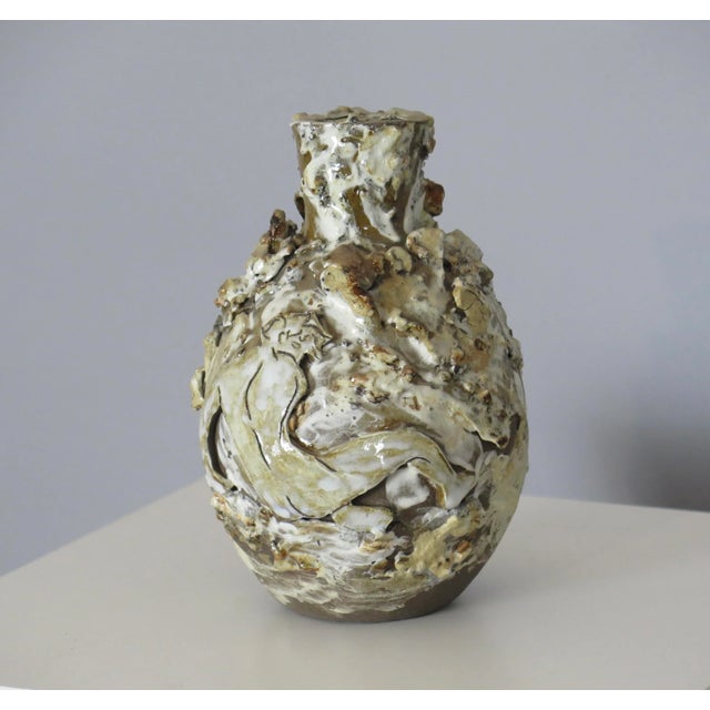 Abstract ‘Narciso’ Vessel by Gianfranco Briceño For Sale - Image 3 of 8