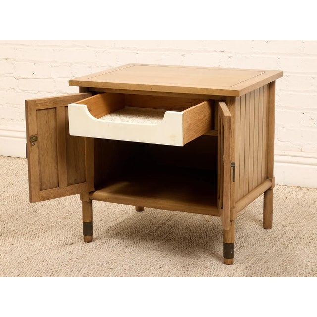 Mid 20th Century Pair of American of Martinsville Nightstands For Sale - Image 10 of 12