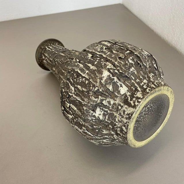 Brutalist Fat Lava Vase in Grey Ceramic attributed to Ilkra, Germany, 1970s For Sale - Image 16 of 18
