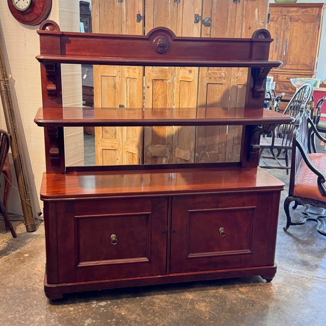 English 19th Century Mahogany Etagere With Lion Mask Handles For Sale - Image 3 of 14