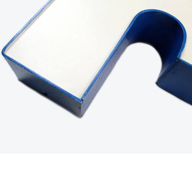 1970s Vintage Industrial Channel Letter R Signage Volumetric 3d Romania For Sale - Image 4 of 7