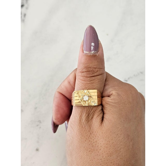 ♥ Product Summary ♥ Details: Solitaire Diamond with Nugget Design Main Stone: Diamond Approx. Diamond Carat Weight:...