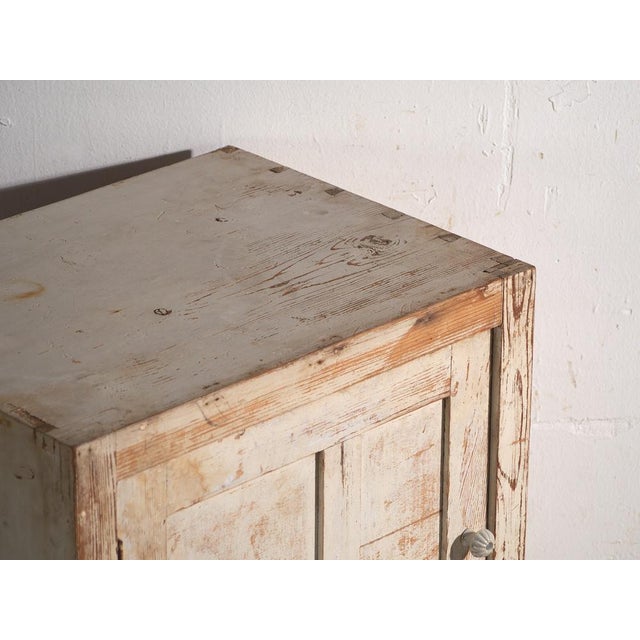 Cupboard in Pine, Central Europe, 1900 For Sale - Image 4 of 13