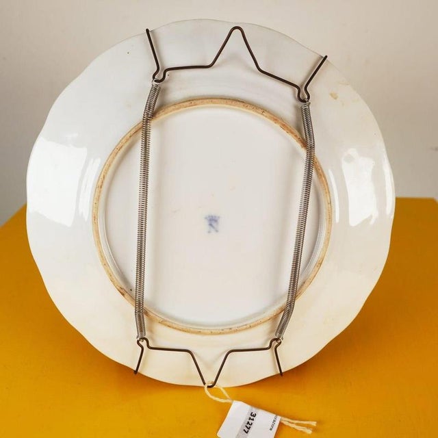 Decorative Plate with Reliefs from Capodimonte For Sale - Image 8 of 10