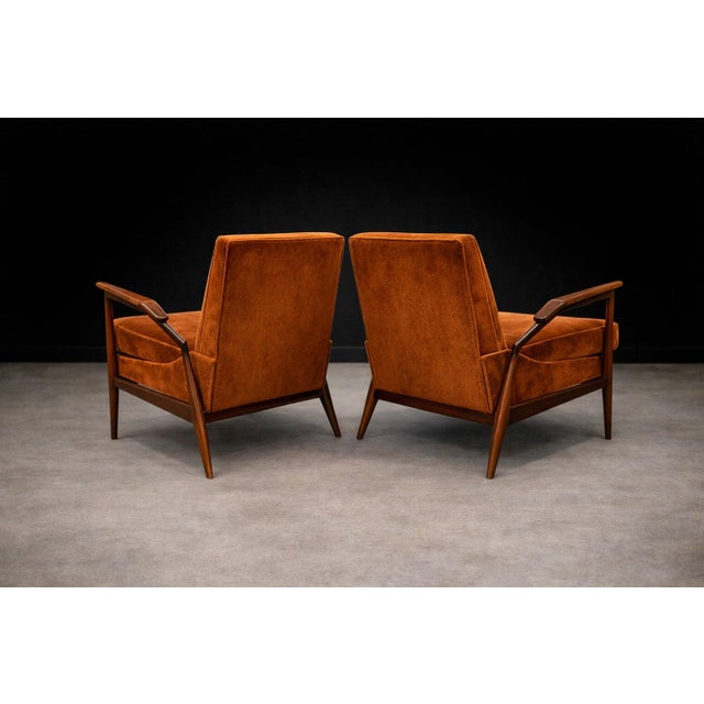Burnt Orange Giuseppe Scapinelli Pair of Armchairs in Caviúna & Burnt Caramel Mohair Velvet, Brazil, 1950s For Sale - Image 8 of 17
