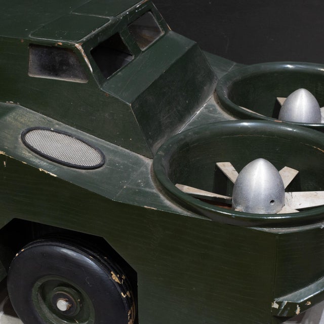 Mid-Century British Military Concept Vehicle Model "Vickers-Armstrong" C.1950 For Sale - Image 9 of 11