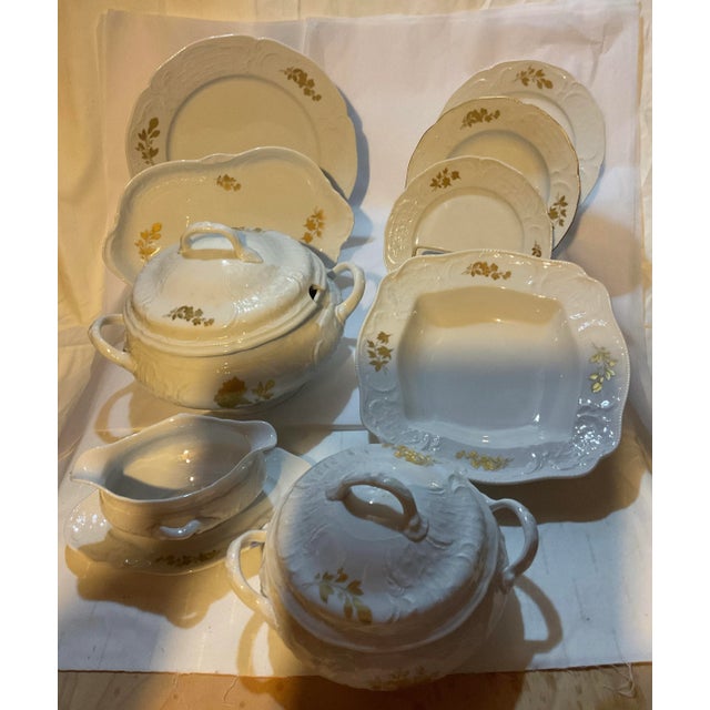 Rosenthal Germany 1New 980s Porcelain With Gold Roses by Rosenthal - Set of 78 Pieces 1 For Sale - Image 4 of 18