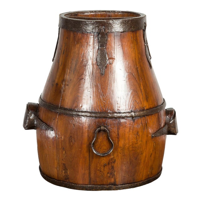 Chinese Qing Dynasty Period 19th Century Pear-Shaped Wooden Grain Basket For Sale