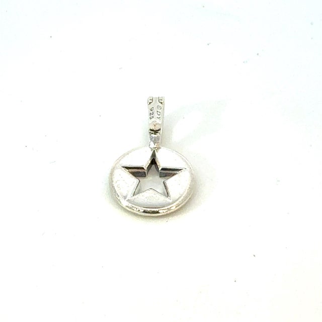Traditional 1990s David Yurman Star Amulet Pendant Sterling Silver Estate DY698 For Sale - Image 3 of 7