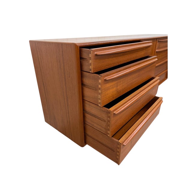 Mid-Century Danish Modern Teak 9-Drawer Dresser - Refinished! For Sale In Philadelphia - Image 6 of 12
