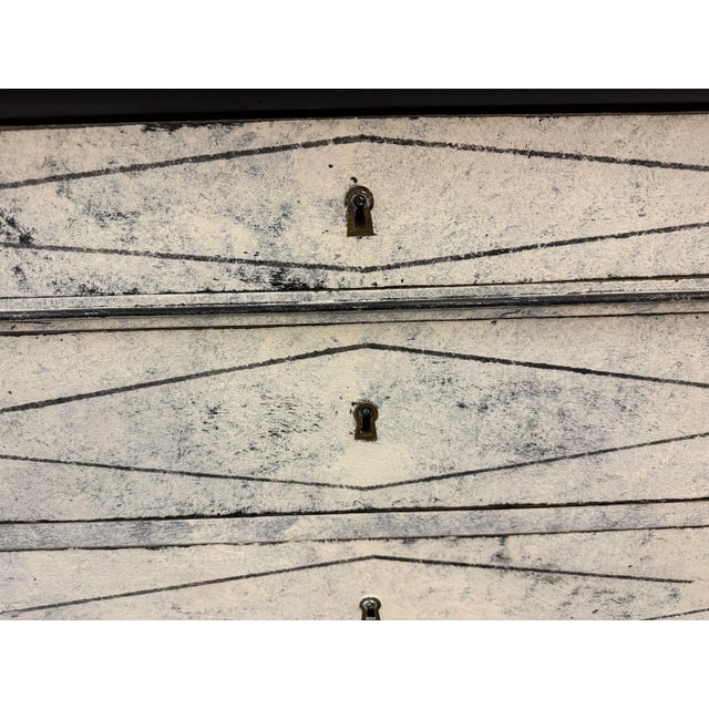 19th. C. French Louis Philippe Painted Commode For Sale In Atlanta - Image 6 of 9