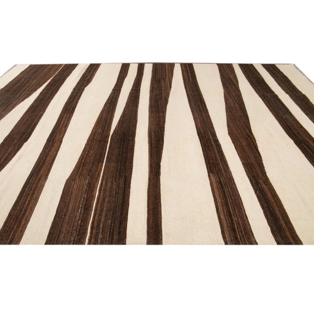 21st Century 10'x14' Modern Kilim Wool Rug For Sale - Image 11 of 13