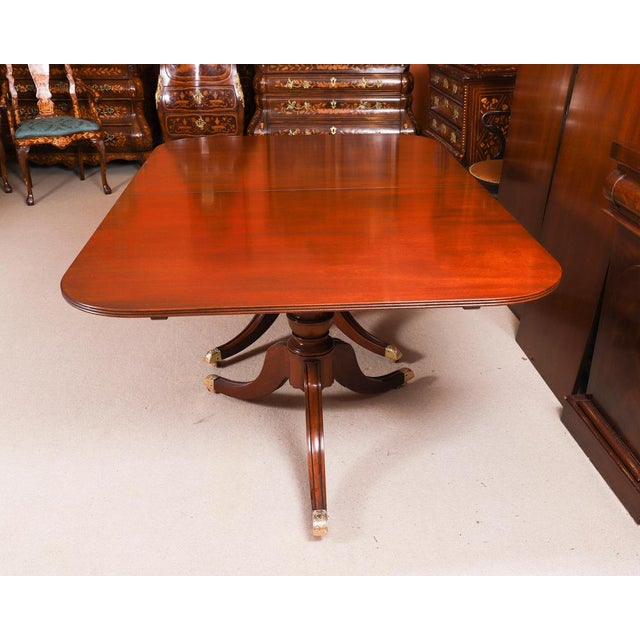 Antique Regency Revival Triple Pillar Dining Table Whytock & Reid 20th Century, 1890s For Sale - Image 11 of 17