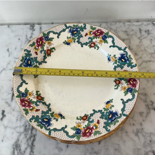 Vintage Royal Cauldon Floral Dinner Plate Set (6 Plates) - Stamped/Made in England For Sale In New York - Image 6 of 7