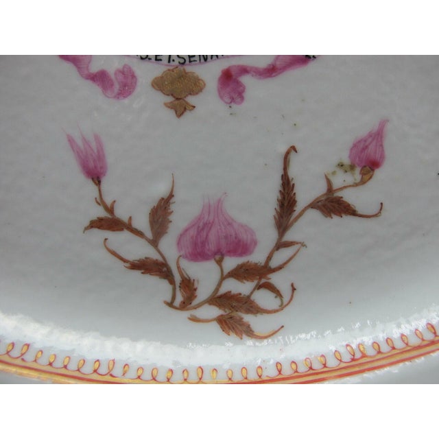 Early 20th Century Chinese Export Porcelain Armorial British East India Reproduction Oval Platter For Sale - Image 5 of 6