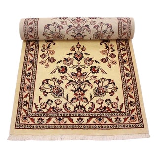 Middle Eastern Hand-Knotted Sarough Rug For Sale