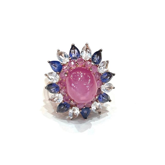 Bochic "Capri" Ruby, Tanzanite & White Topaz Cocktail Ring In 18K Gold & Silver For Sale In New York - Image 6 of 12