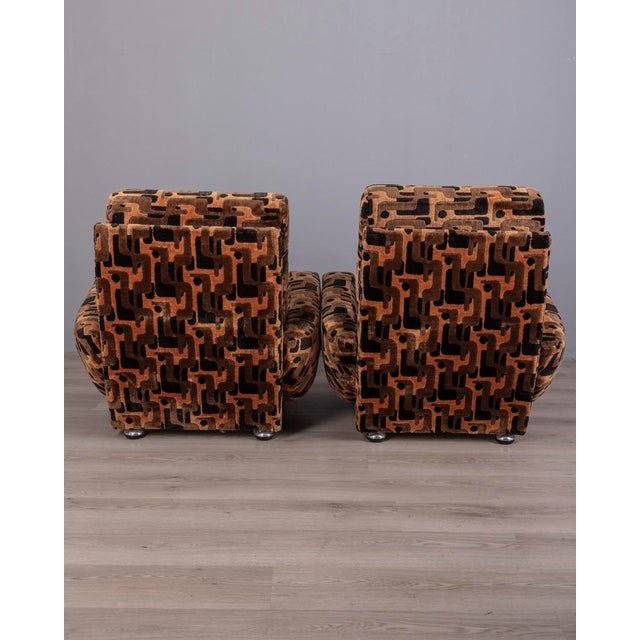 Mid-Century Modern Vintage Velvet Lounge Chairs, 1970s, Set of 2 For Sale - Image 3 of 12