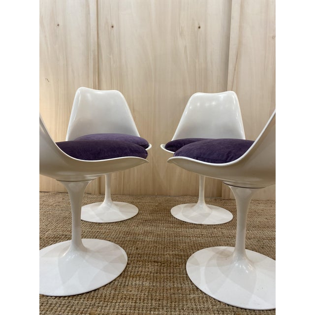 Ivory Tulip Chairs by Eero Saarinen for Knoll, 1970s, Set of 2 For Sale - Image 8 of 11