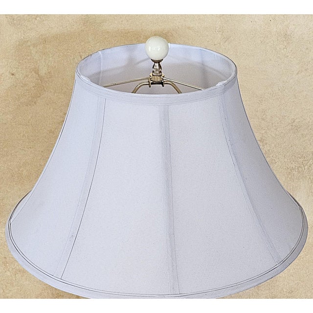 Vintage Ivory Speckled Ceramic Ginger Jar Style Table Lamp With Cream Shade & Wood Base For Sale In Washington DC - Image 6 of 18