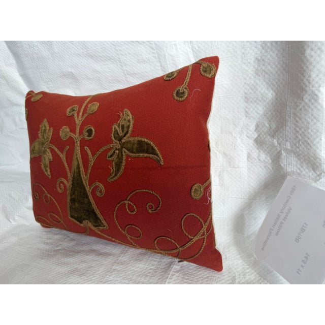 Rococo 18th Century Italian Baroque Velvet Appliqué Pillow For Sale - Image 3 of 7