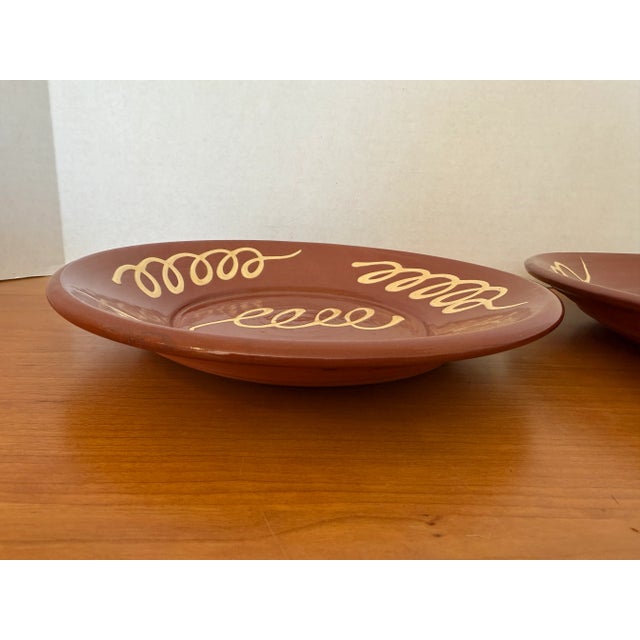 1940s 1940s Pair of American Slip-Decorated, Glazed Redware Plates With Swirl or Coiled Design For Sale - Image 5 of 14