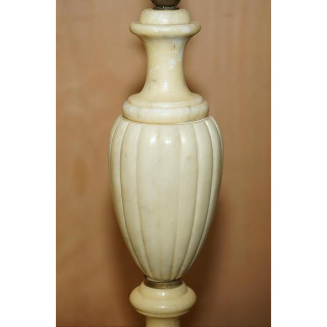 Brass and Marble Lamp with Lion's Paw Feet, Italy, 1960s For Sale - Image 6 of 12