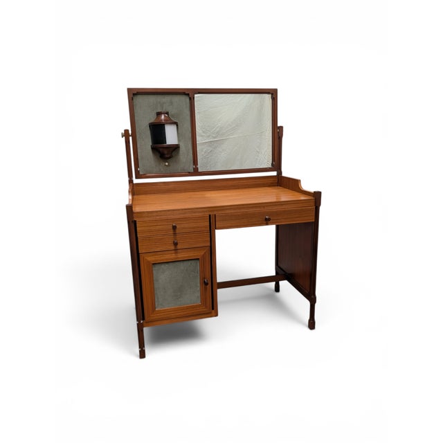This splendid dressing table produced by the Italian brand 3V (Made in Italy) is a charming example of mid-century design,...