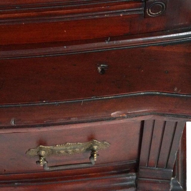 Traditional Rj Horner Mahogany Bow Front Bookcase Circa 1890 For Sale - Image 3 of 18