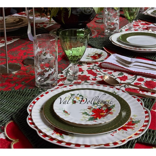 1980’s Crisa Reindeer & Holly Christmas Highball Glasses - Set of 10 For Sale - Image 10 of 12