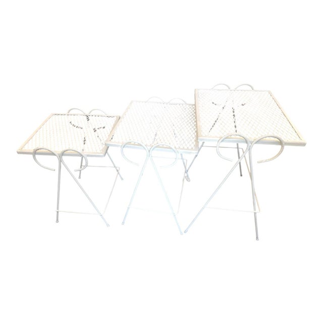 Woodard Furniture Co. Mid-Century White Metal Mesh Nesting Garden Patio Tables or Plant Stands Woodard Styled — Set of 3 For Sale - Image 4 of 7