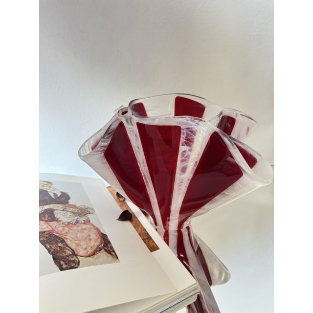 Mid-Century Modern Italian Sculptural Red and White Murano Glass Vase, 1960s For Sale - Image 13 of 18