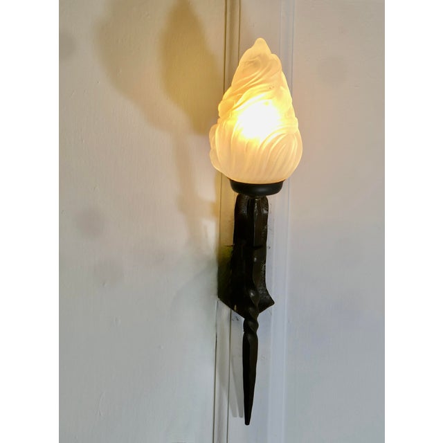 French Gothic Iron Entrance Wall Light , 1930s For Sale - Image 3 of 7