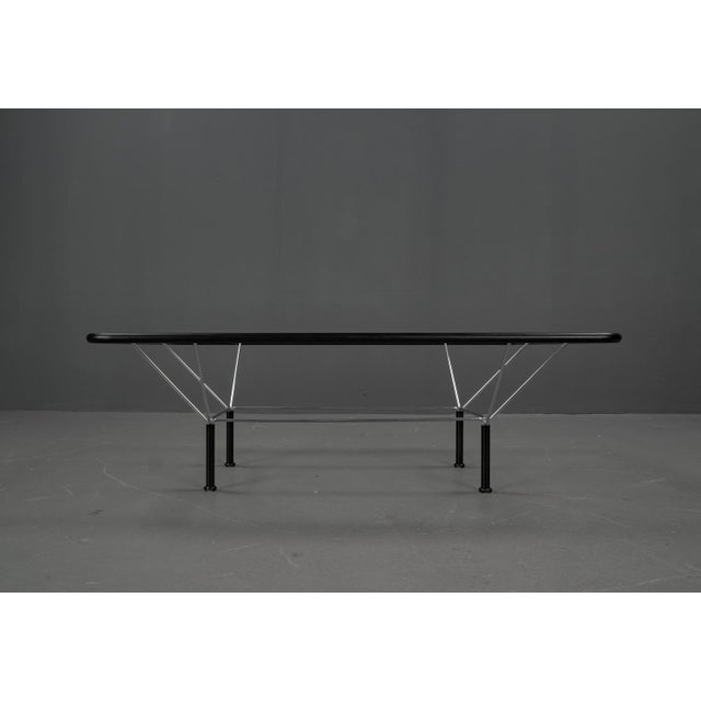 The Danish designer Niels Bendtsen designed this coffee table in Denmark in the 1970s.´ A piece of elegant simplicity, the...