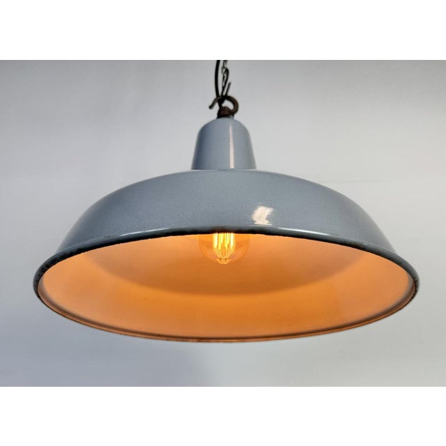 Industrial British Grey Enamel Factory Pendant Lamp from Benjamin Electric Manufacturing Company, 1960s For Sale - Image 17 of 18