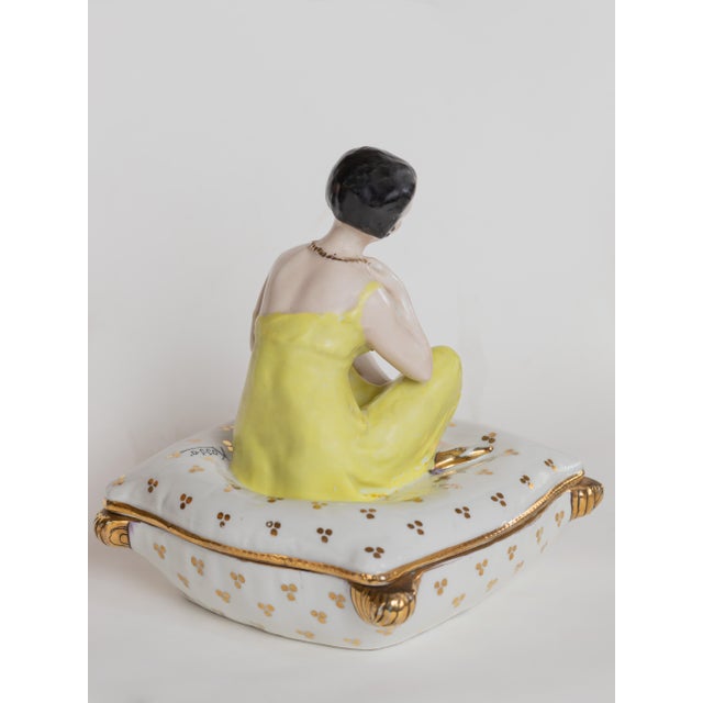 1920s Art Deco Porcelain Powder Jewelry Box with Lady from Kosso, Germany, 1920s For Sale - Image 5 of 12