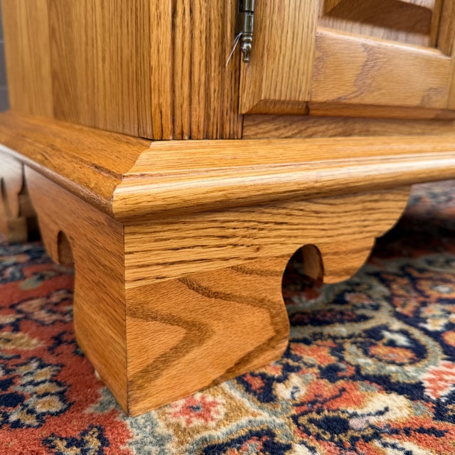 1990s Jamestown Sterling Traditional Chippendale Solid Oak 1 Drawer Nightstand With Hidden Jewelry Box For Sale - Image 9 of 17