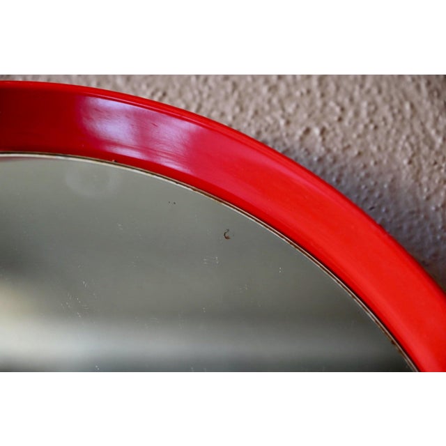 Round Pop Art Mirror in Bright Red Plastic, 1960s For Sale - Image 4 of 6