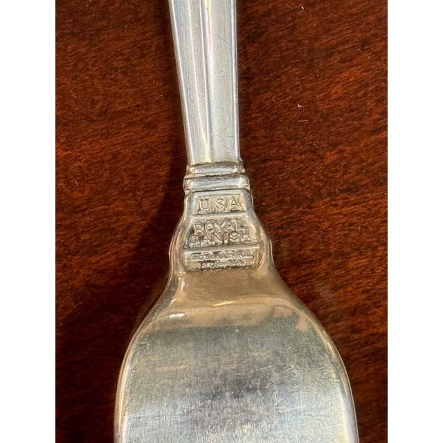 International Sterling Silver Royal Danish Pattern Set of 93 Pieces Flatware Set With Box For Sale - Image 13 of 13