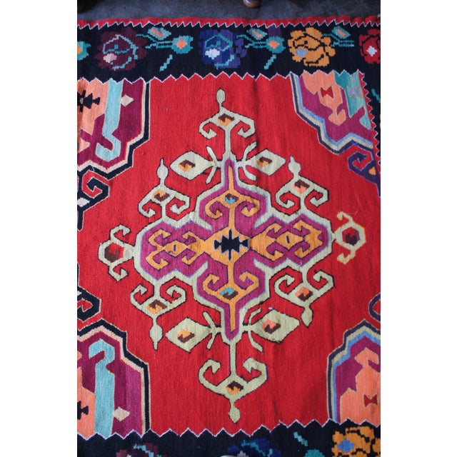 1940s Turkish Wool Kilim Area Rug-4′9″ × 7′4″ For Sale - Image 12 of 13