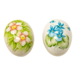 Mid 20th Century Ceramic Eggs with Floral Motif- Set of 2 For Sale