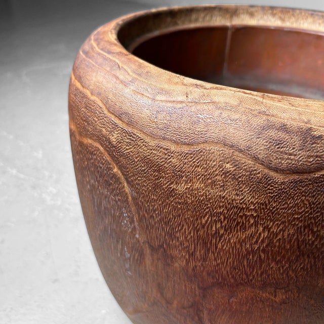 Mid-Century Modern Traditional Japanese Fire Pot, 1920s For Sale - Image 3 of 13