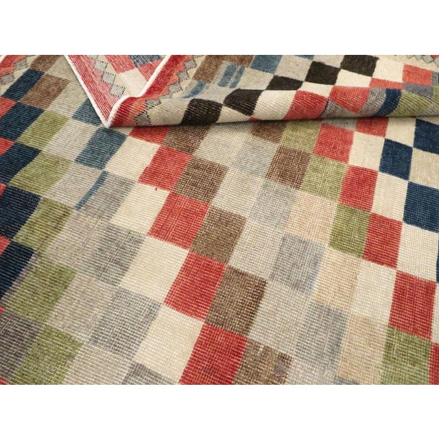 Galerie Shabab Collection Mid-20th Century Handmade Turkish Anatolian Small Room Size Carpet For Sale - Image 10 of 10