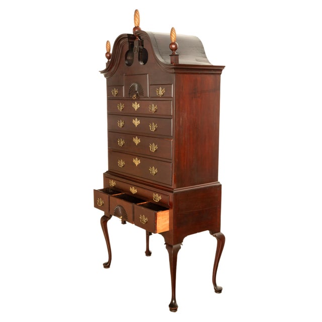 Antique 18thC American Federal Queen Anne Mahogany Bonnet-Top Highboy Salem 1790 For Sale - Image 4 of 18