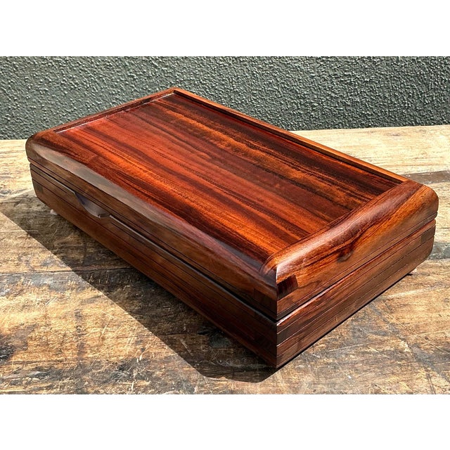 Vintage Italian Men’s Haberdashery Box For Sale - Image 11 of 12