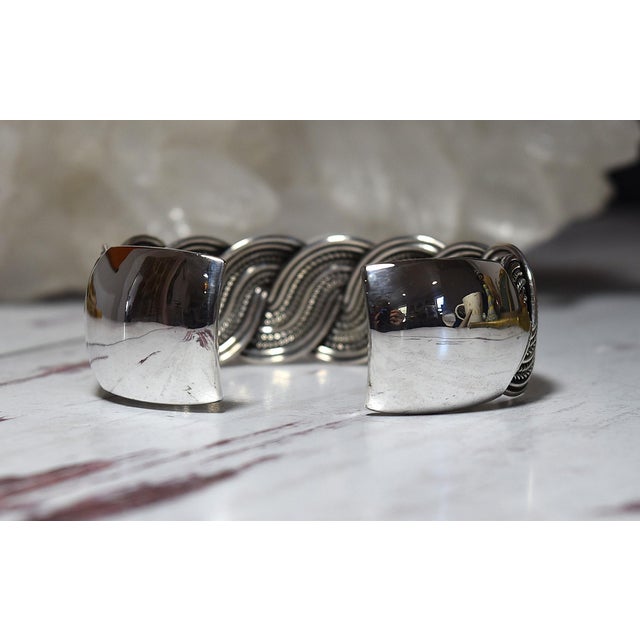 Late 20th Century Late 20th Century Wide Woven Flexible Sterling Silver Cuff Bracelet For Sale - Image 5 of 17