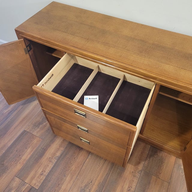 1960s Bernhardt Furniture Buffet For Sale - Image 5 of 10