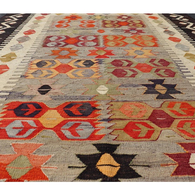 Mid 20th Century Colorful Vintage Turkish Flatweave Rug With All-Over Tribal Design For Sale In Atlanta - Image 6 of 12
