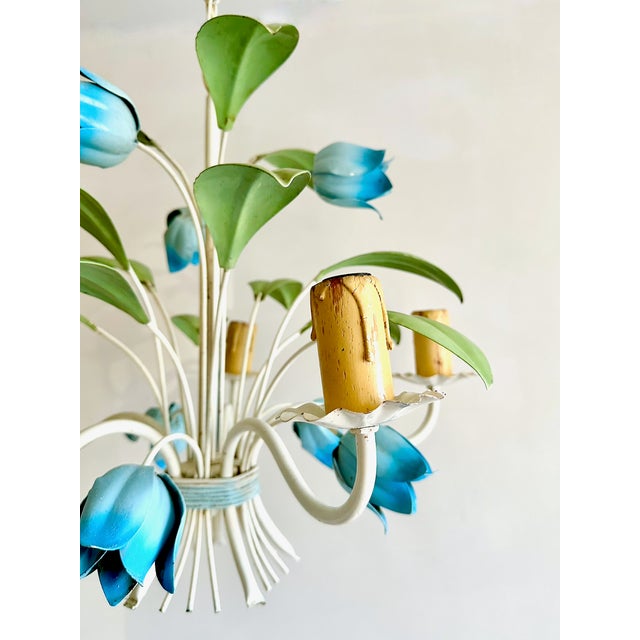 French Blue Tole Tulip 5-Light Chandelier, 1960s For Sale - Image 14 of 18